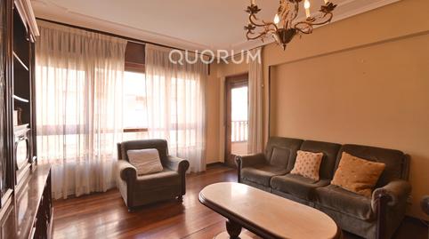 Foto 4 de Piso en venta en Galdakao, Bizkaia