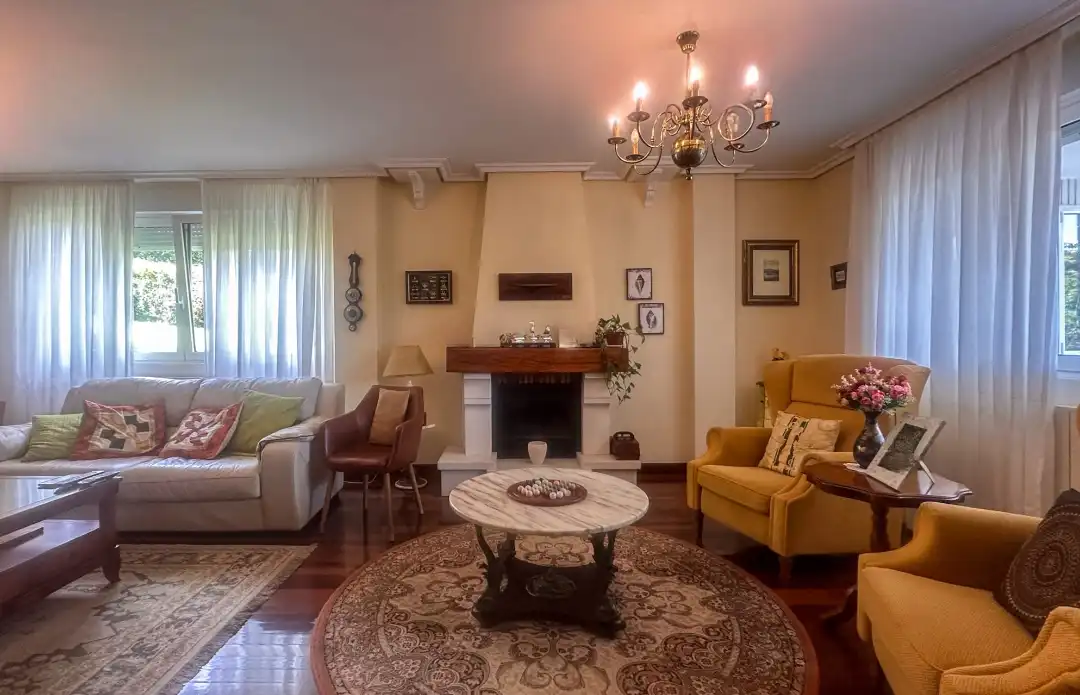 Sala de estar de Casa o chalet en venta en Camargo con Calefacción, Jardín privado y Terraza