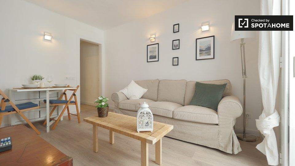 Living room of Flat to rent in L'Hospitalet de Llobregat  with Air Conditioner, Heating and Furnished
