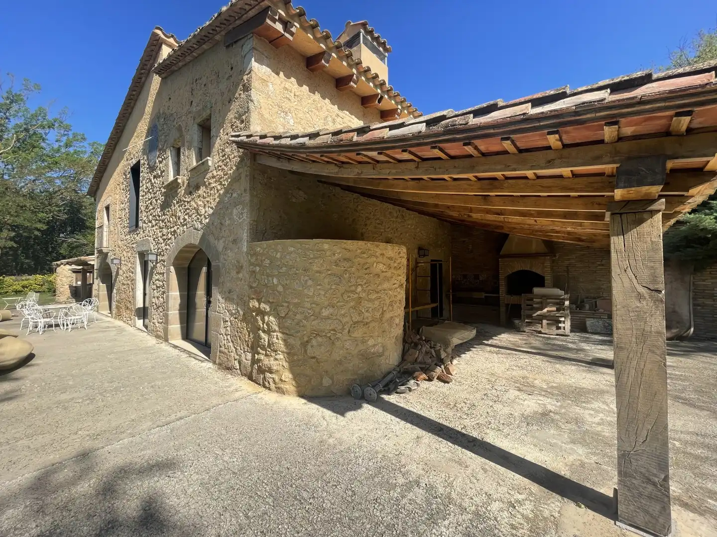 Vista exterior de Finca rústica en venta en Cornellà del Terri con Trastero y Piscina