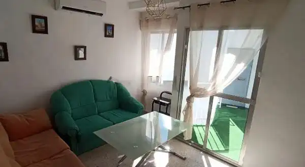 Sala de estar de Piso de alquiler en Sevilla con Aire acondicionado, Terraza y Amueblado