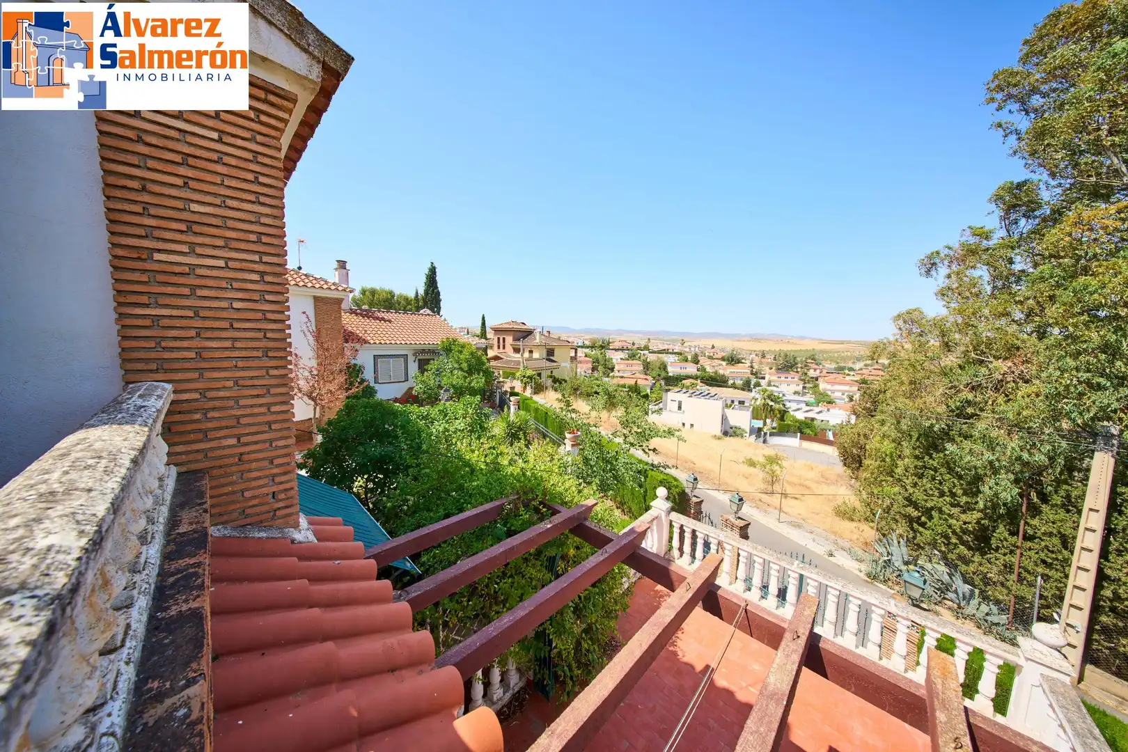 Vista exterior de Casa o chalet en venta en Villa de Otura con Jardín privado y Terraza