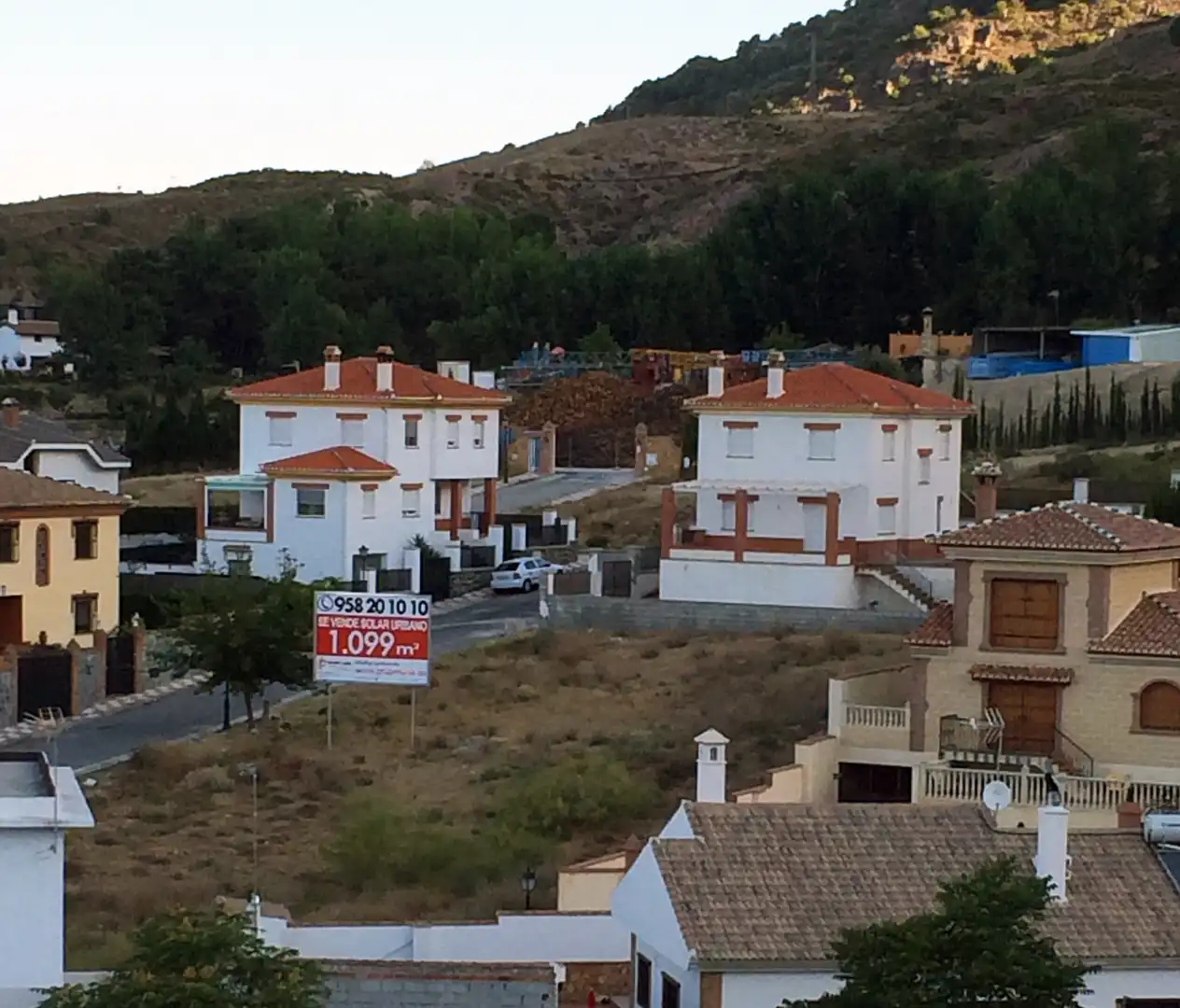 Vista exterior de Residencial en venta en Alfacar