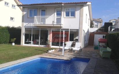Exterior view of House or chalet for sale in Ourense Capital   with Heating, Private garden and Swimming Pool