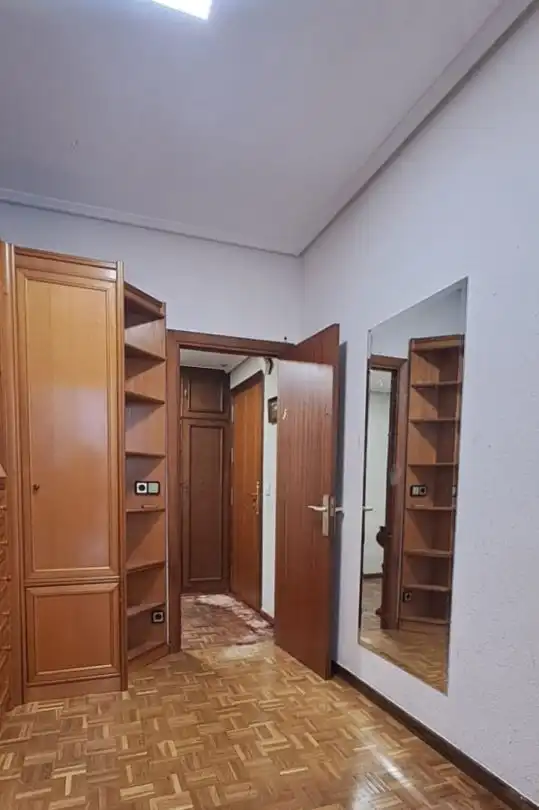 Habitación de Piso en venta en Vitoria - Gasteiz con Calefacción, Terraza y Trastero