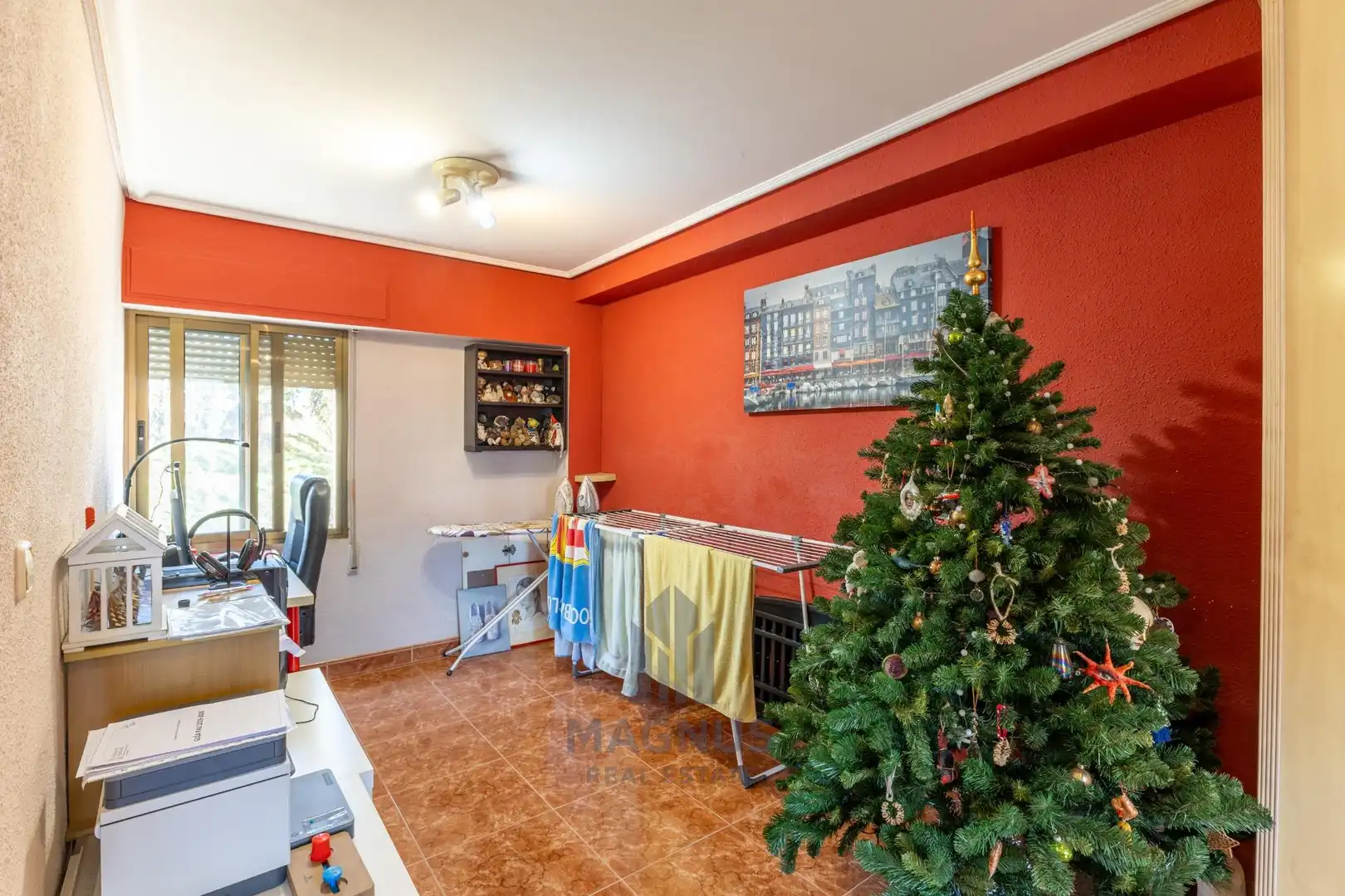 Wohnung zum Verkauf in Valencia mit Klimaanlage und Balkon