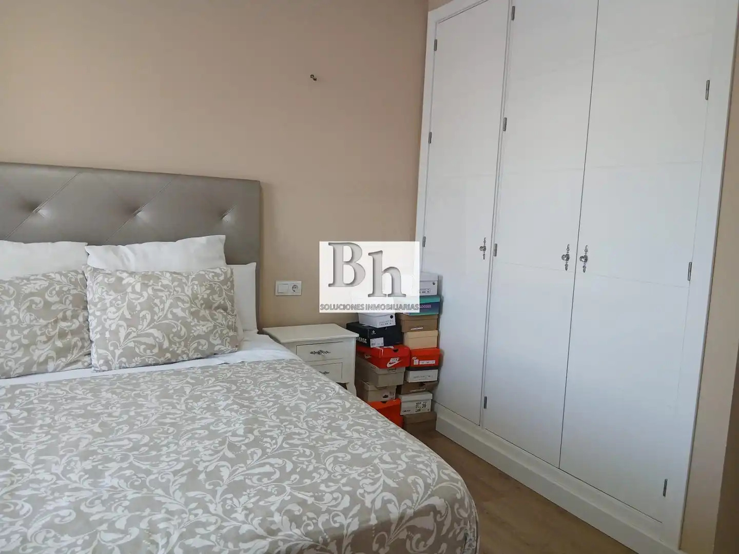 Adossat amb terrassa en venda a Avenida de Los Ángeles, imagen 8