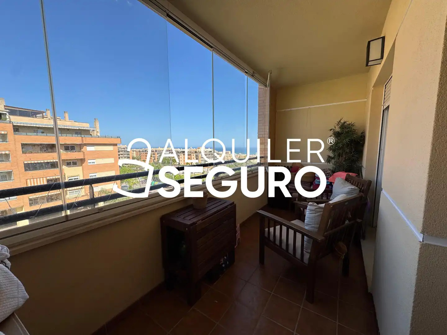 Terrassa de Pis de lloguer en Torremolinos amb Aire condicionat, Terrassa i Piscina