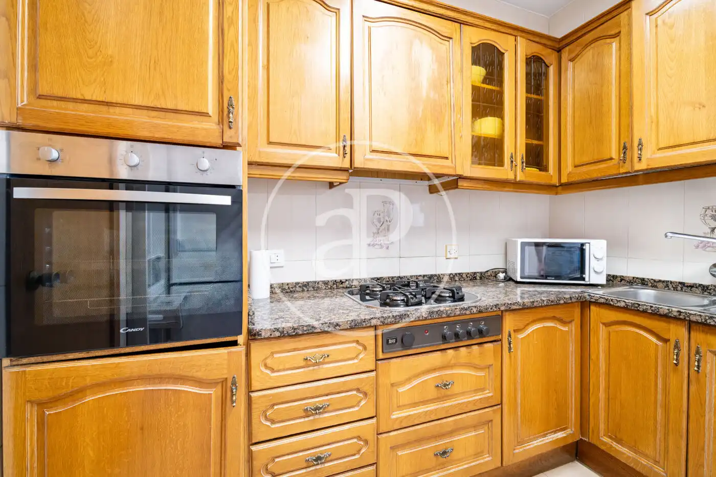 Cocina de Piso de alquiler en Barcelona con Calefacción, Terraza y Amueblado