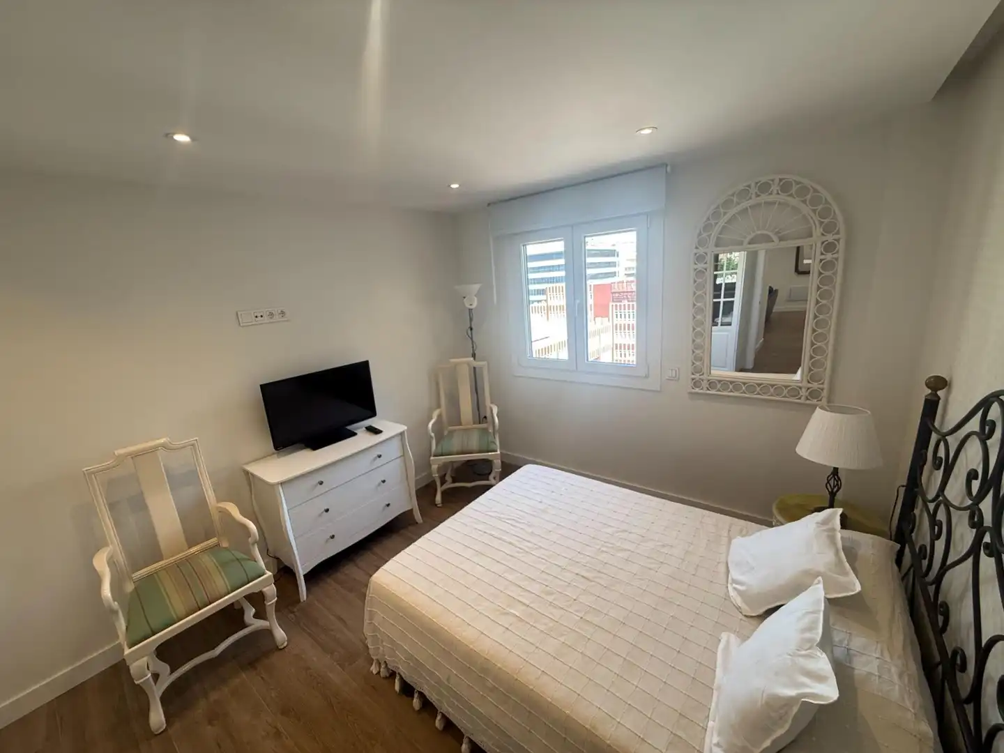 Schlafzimmer von Wohnung zur Miete in Almería mit Klimaanlage, Terrasse und Möbliert