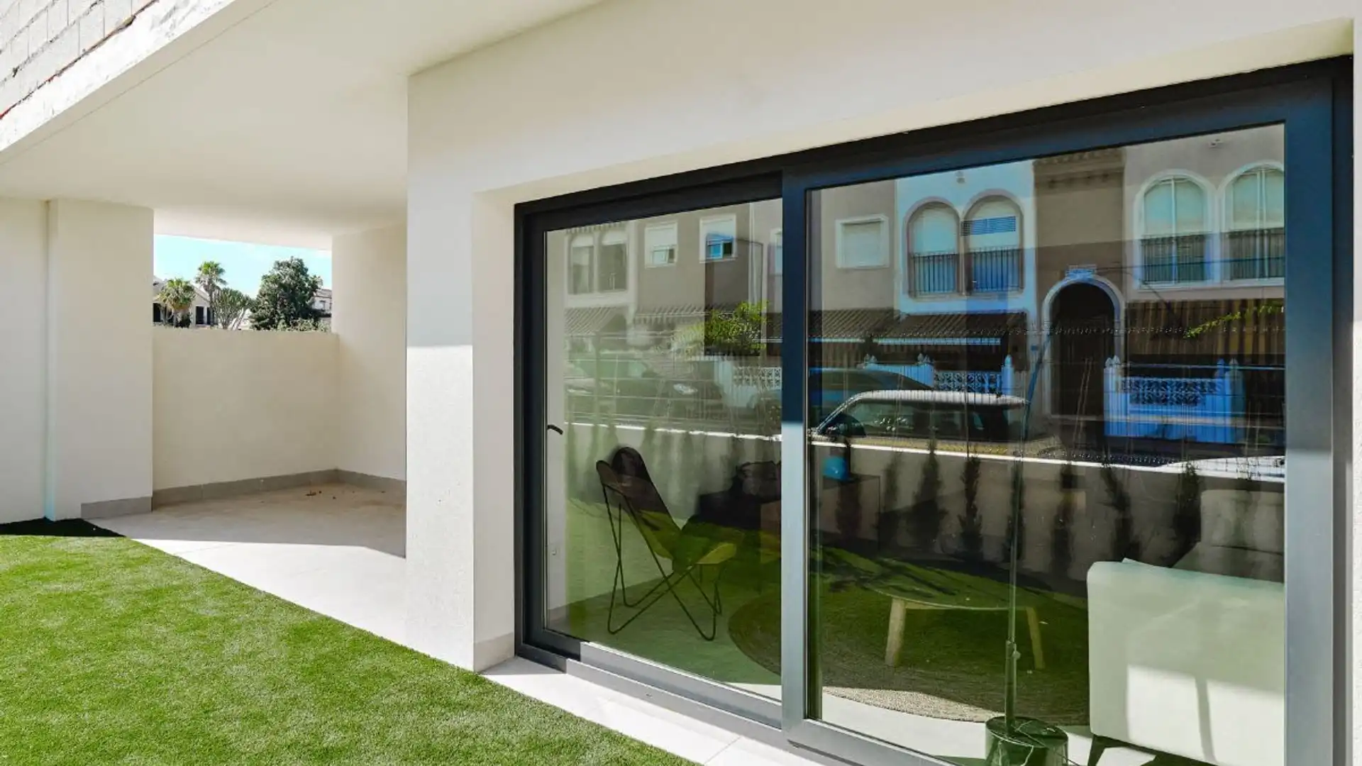 Terrace of Houses for sale in Torrevieja  with Air Conditioner, Terrace and Community pool