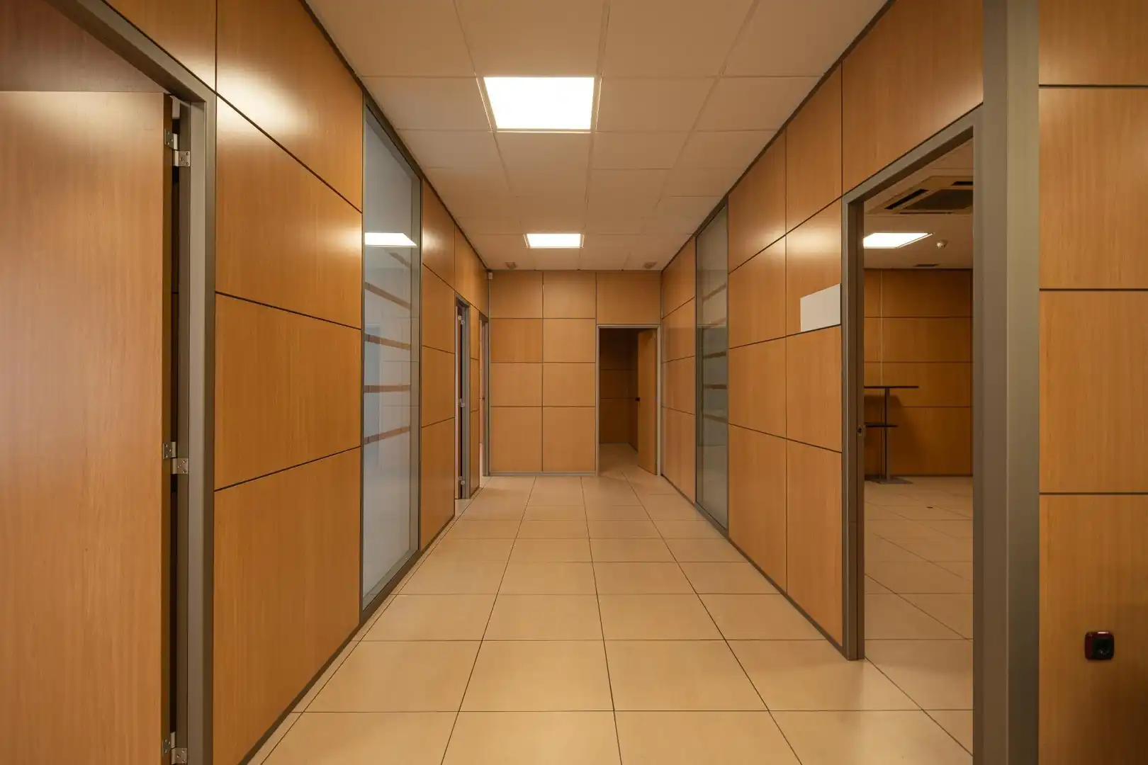 Oficina de alquiler en Campus de la Salud
