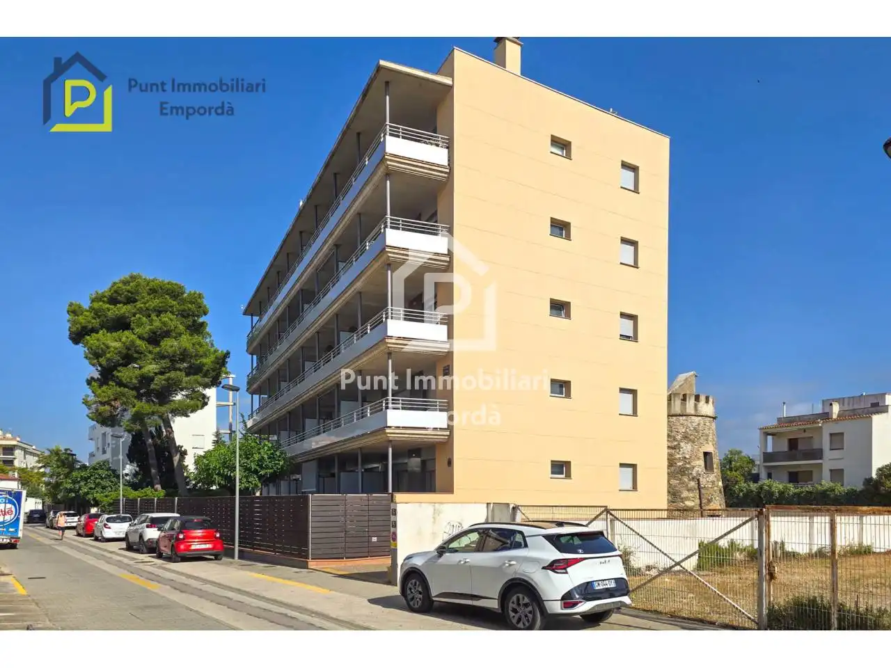 Apartament amb terrassa en venda a Calle Joanot Martorell