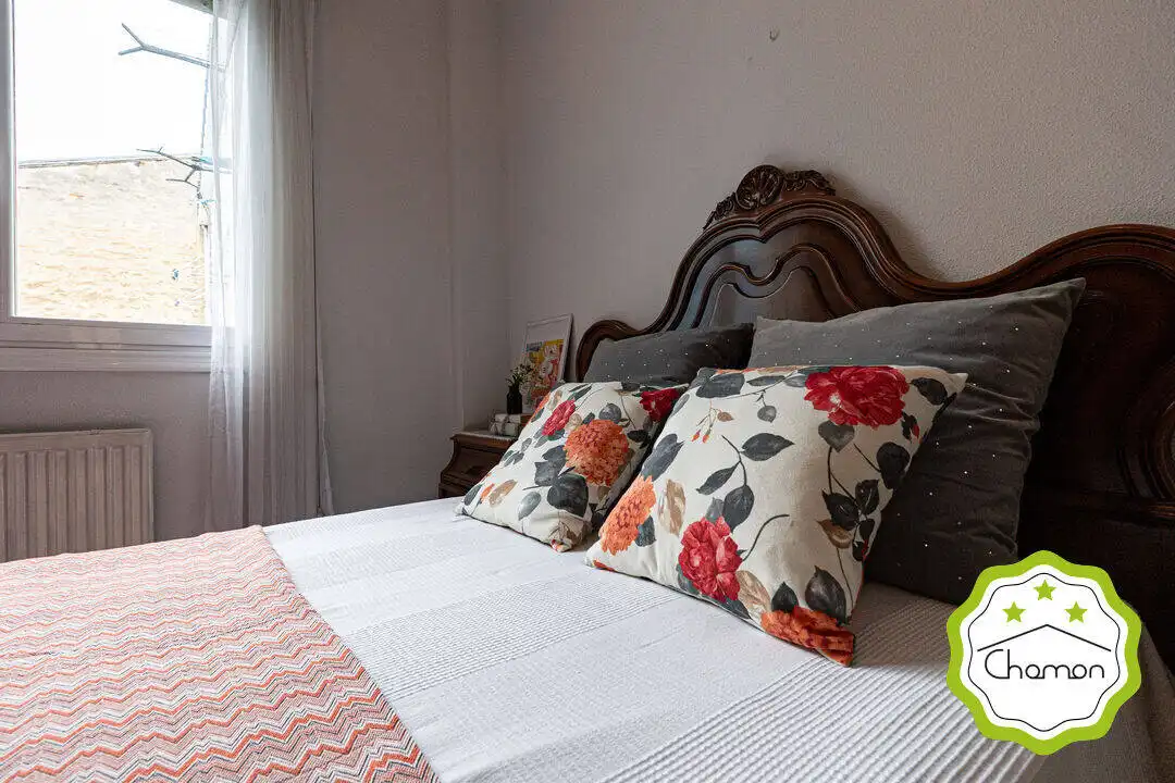 Habitación de Piso en venta en Bilbao  con Calefacción y Balcón
