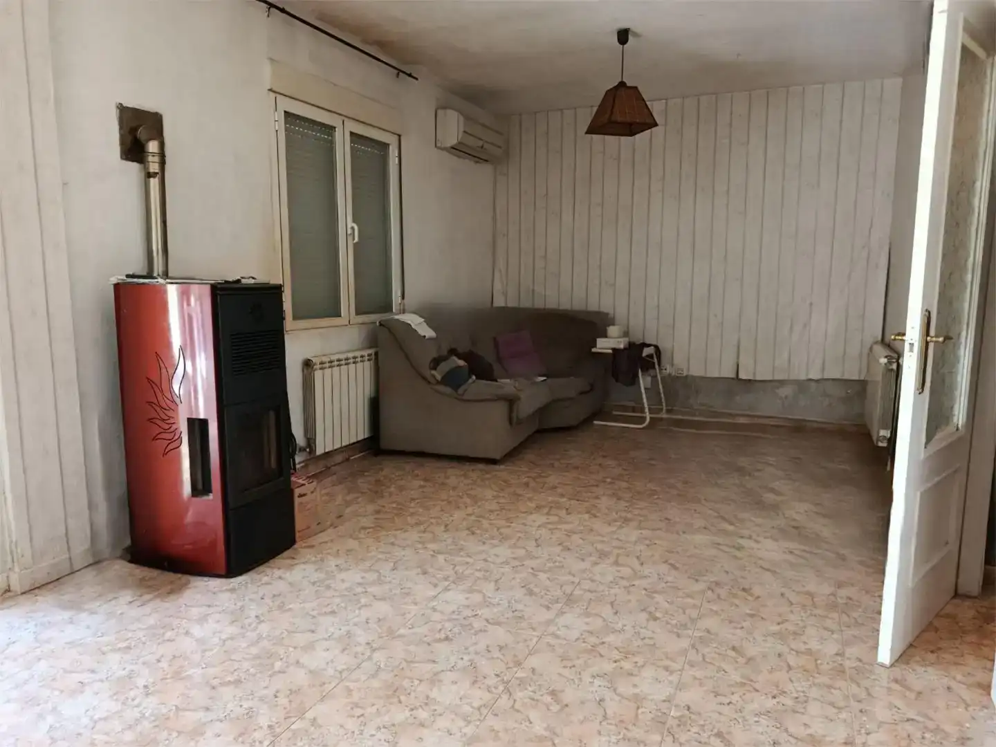 Sala d'estar de Casa o xalet en venda en Tendilla amb Aire condicionat, Jardí privat i Balcó