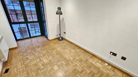 Foto 3 de Apartament en venda a Calle Azcarraga, El Postigo, Oviedo