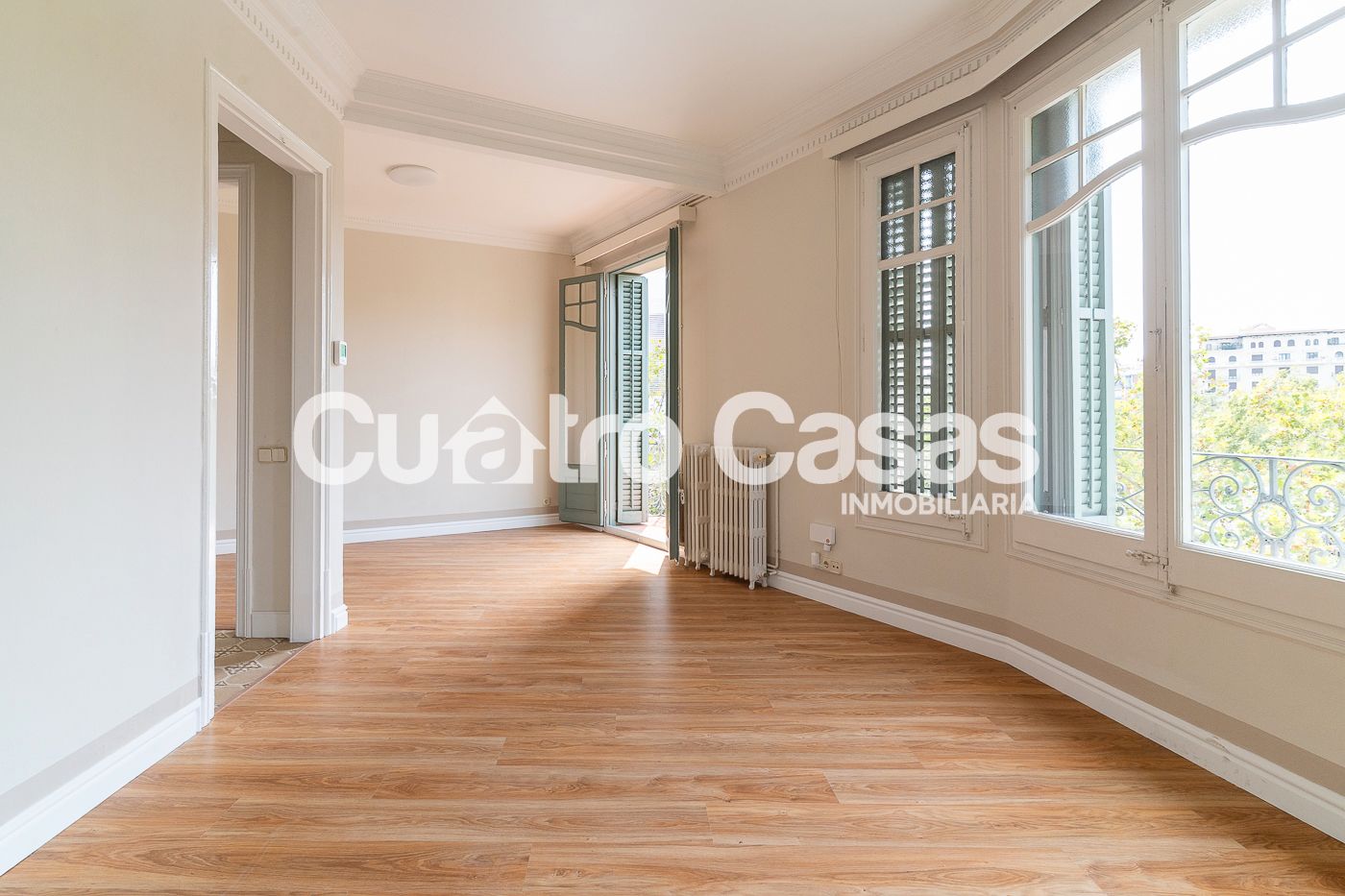 Piso en venta en Gran Via de les Corts Catalanes, Fort Pienc, Eixample