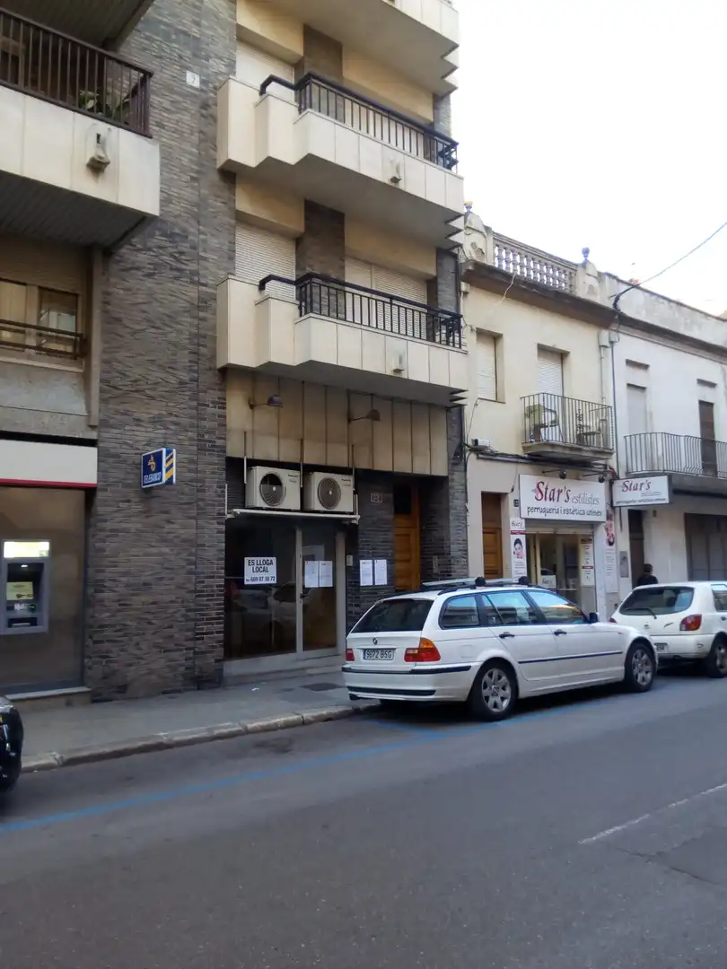Local de alquiler en NOU, Creu de la Mà