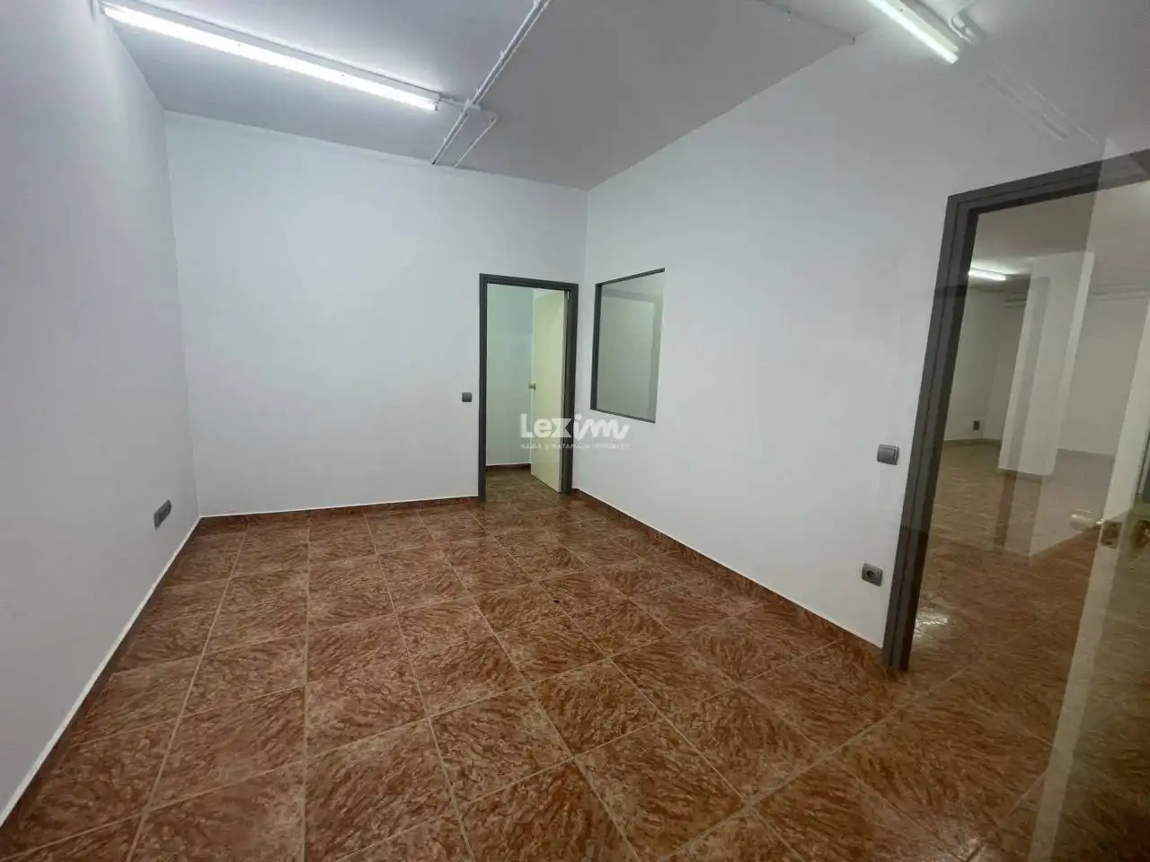 Local comercial en venda a Pujada del Castell, imagen 6