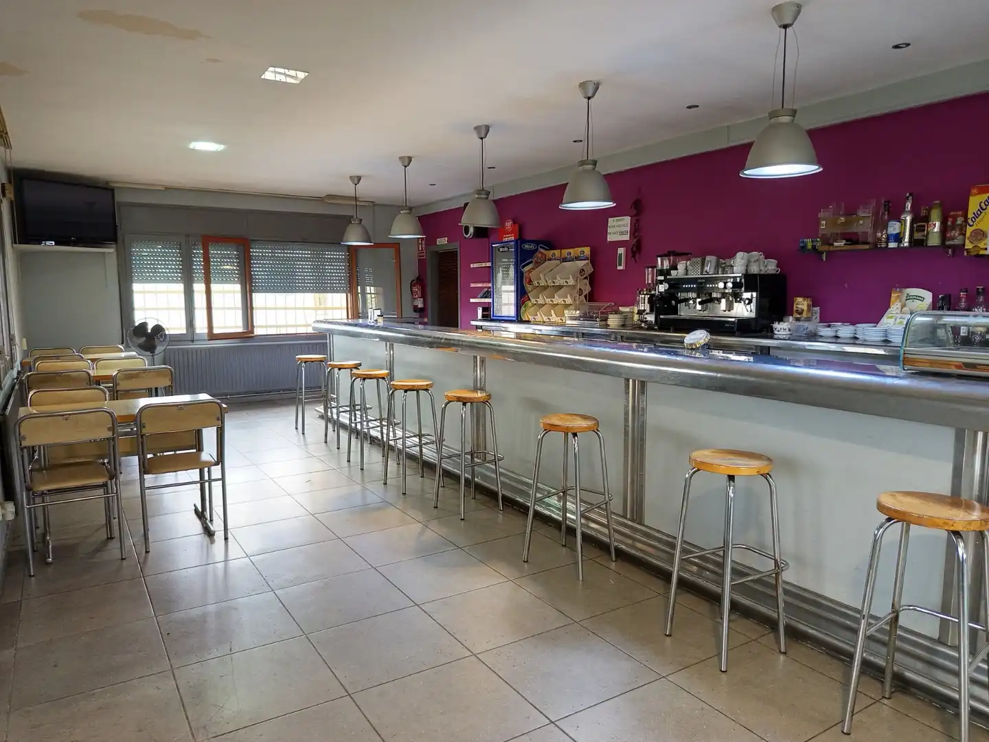Commercial properties for sale in Granyanella  with Air Conditioner, Heating and Terrace