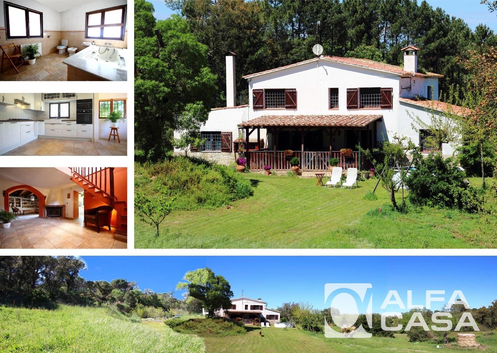 Exterior view of House or chalet for sale in Maçanet de la Selva  with Heating, Terrace and Storage room