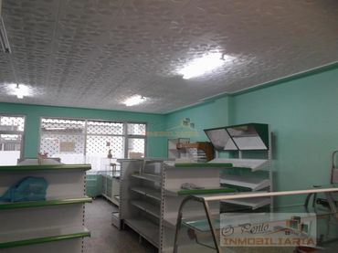 Local comercial en venda a Alto del Castaño