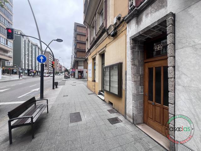 Local comercial en Venta en Gijón - Calle Ramon y Cajal, 22 en Ceares