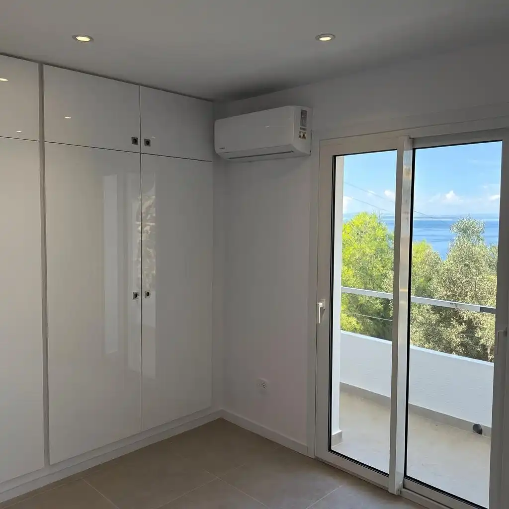 Houses for sale in Carrer Carrer de Pafar Paulus Rubens, 33, Almadrava - Canyelles - Puig-Rom