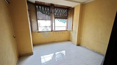 Foto 3 de Piso en venta en Cruz de Mayo, Las Cruces, Villena