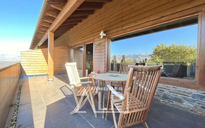 Terrasse von Einfamilien-Reihenhaus zum verkauf in Das mit Terrasse