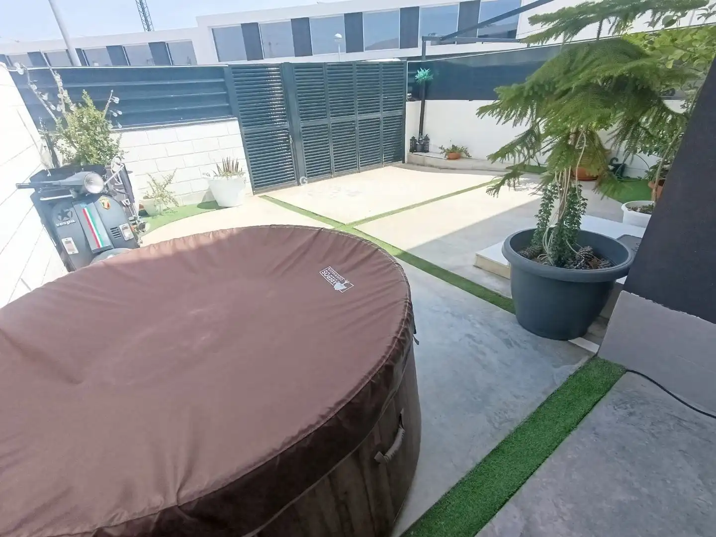 Casa aparellada amb piscina en venda a Chipre, imagen 41