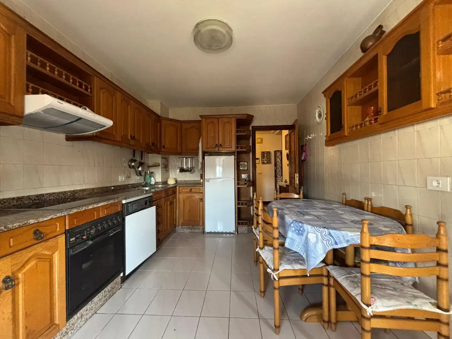 Cocina de Piso de alquiler en Ourense Capital  con Calefacción, Amueblado y Balcón