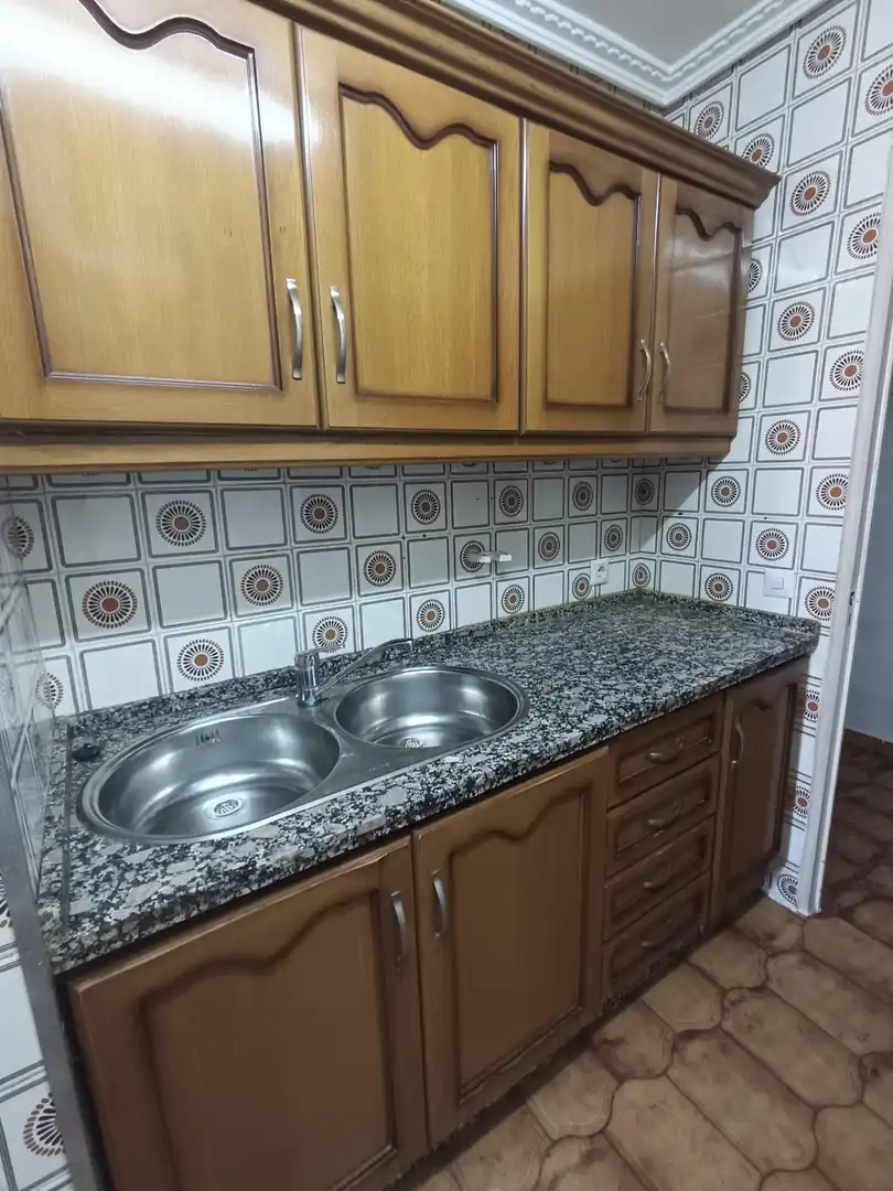Cuina de Pis en venda en Córdoba amb Aire condicionat, Calefacció i Jardí privat