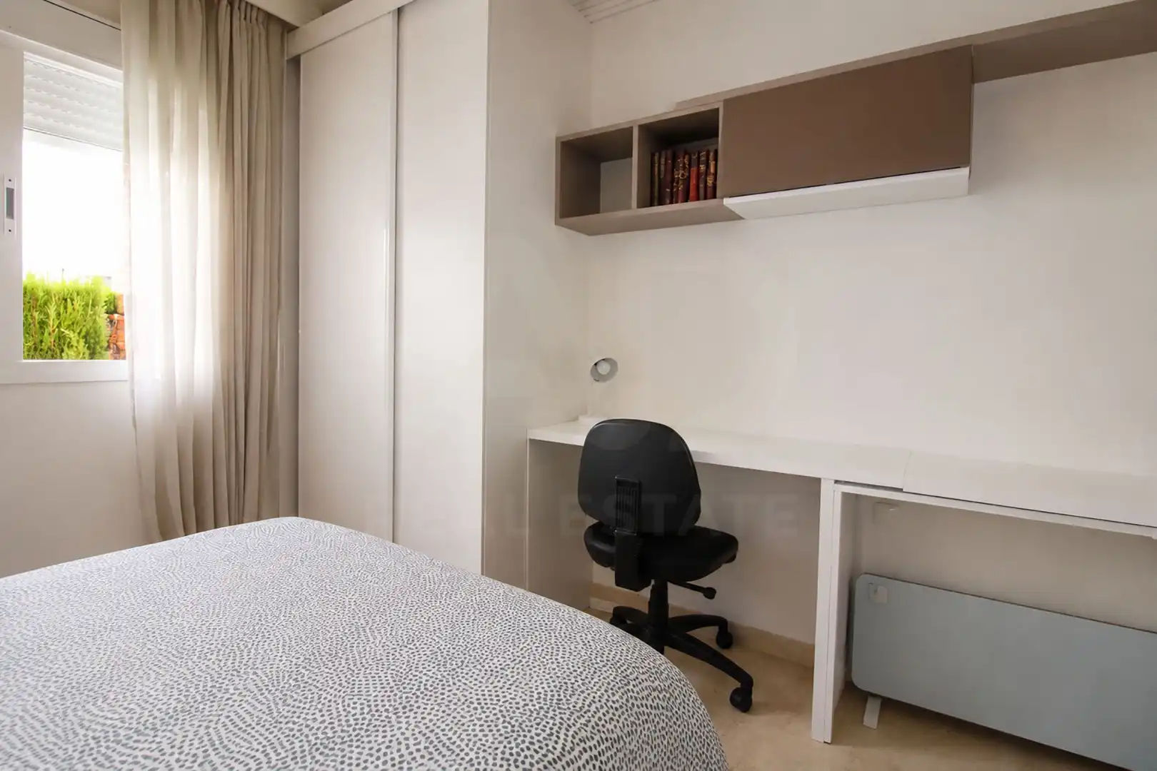 Bedroom of Flat for rent in Marbella  with Air Conditioner, Terrace and Swimming Pool