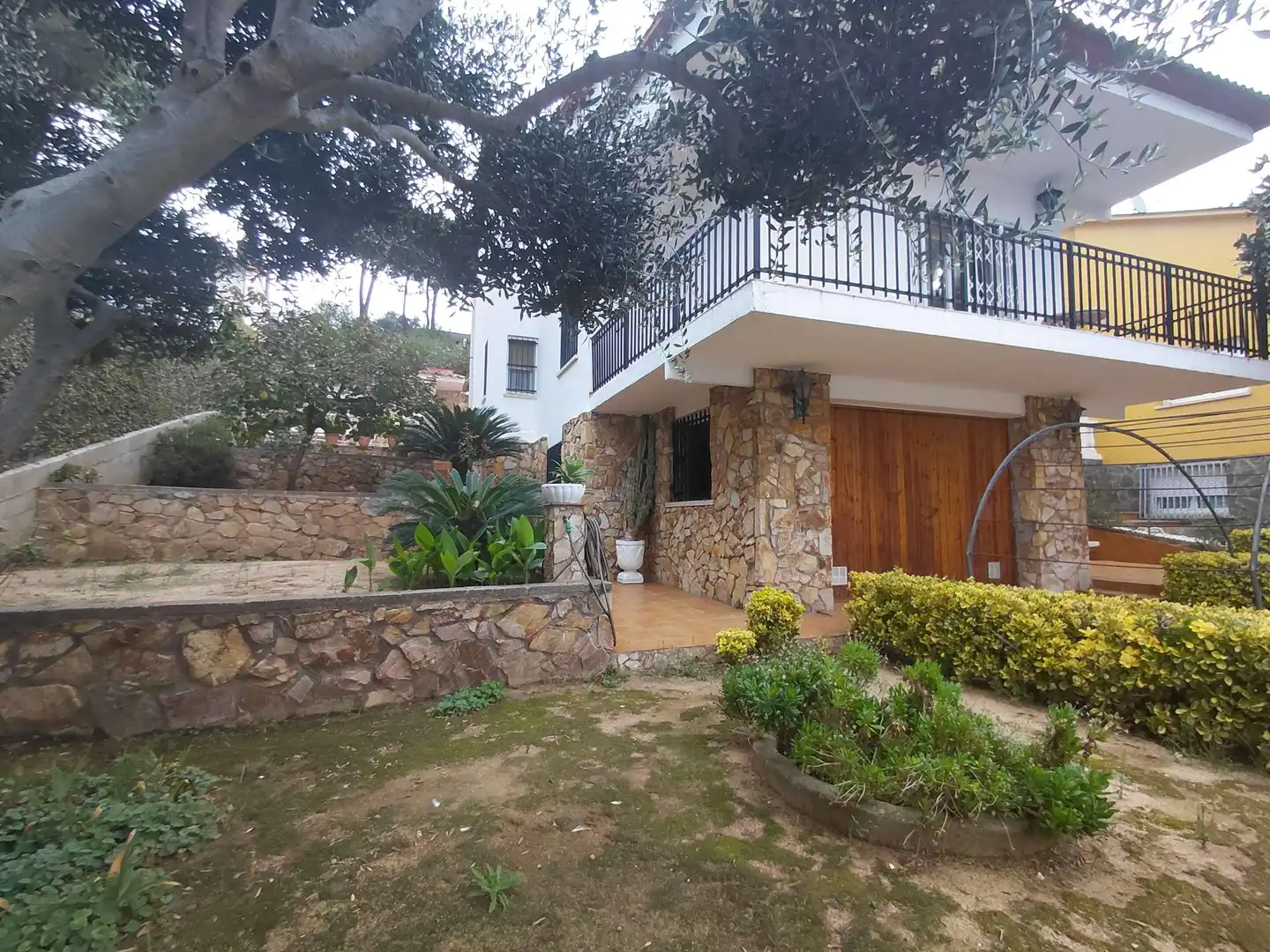 Xalet amb terrassa en venda a Sant Fost de Campsentelles
