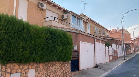 Foto 2 de Casa adosada en venda a Calle Botones, Ontígola, Toledo