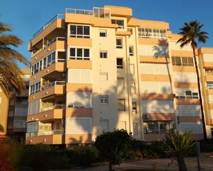 Vista exterior de Àtic en venda en Torrox amb Aire condicionat i Terrassa