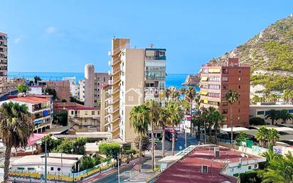 Vista exterior de Apartament en venda en Benidorm amb Aire condicionat i Terrassa