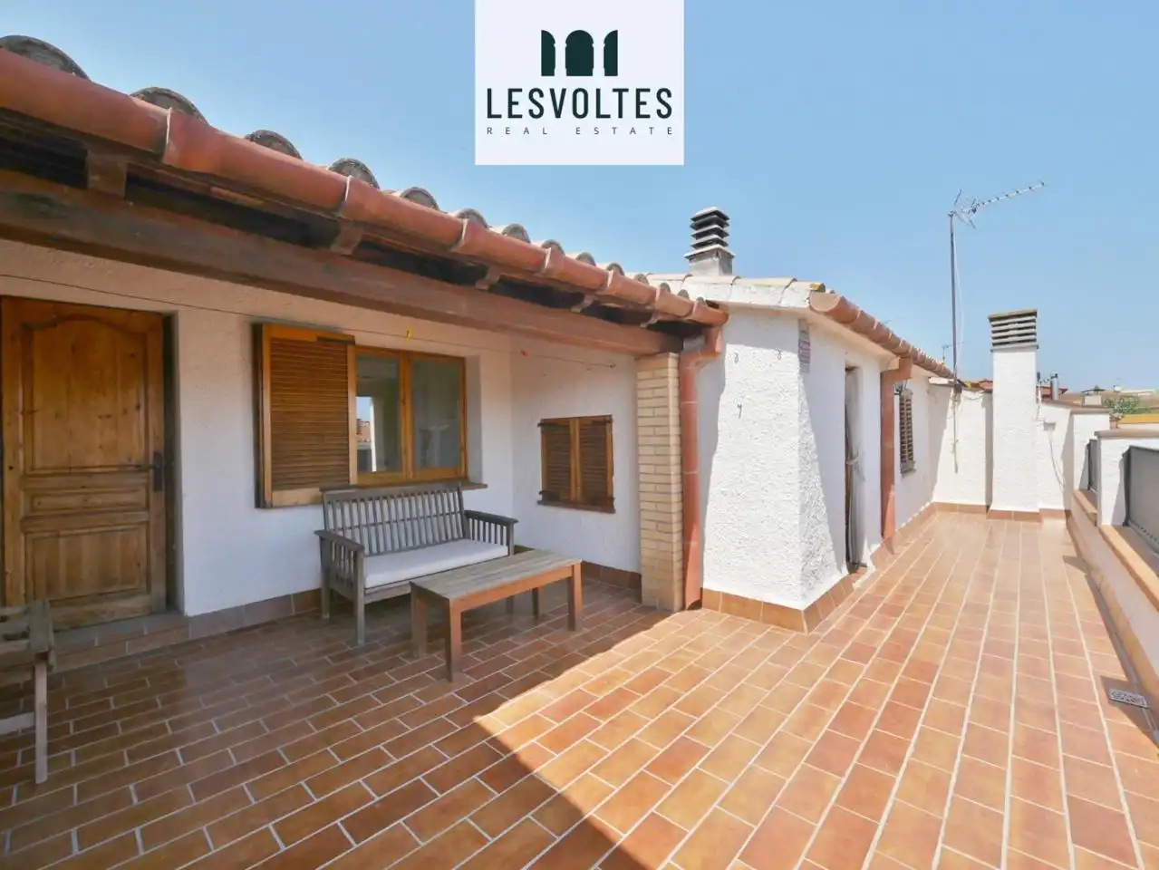Vista exterior de Casa o chalet en venta en Mont-ras con Calefacción, Jardín privado y Terraza