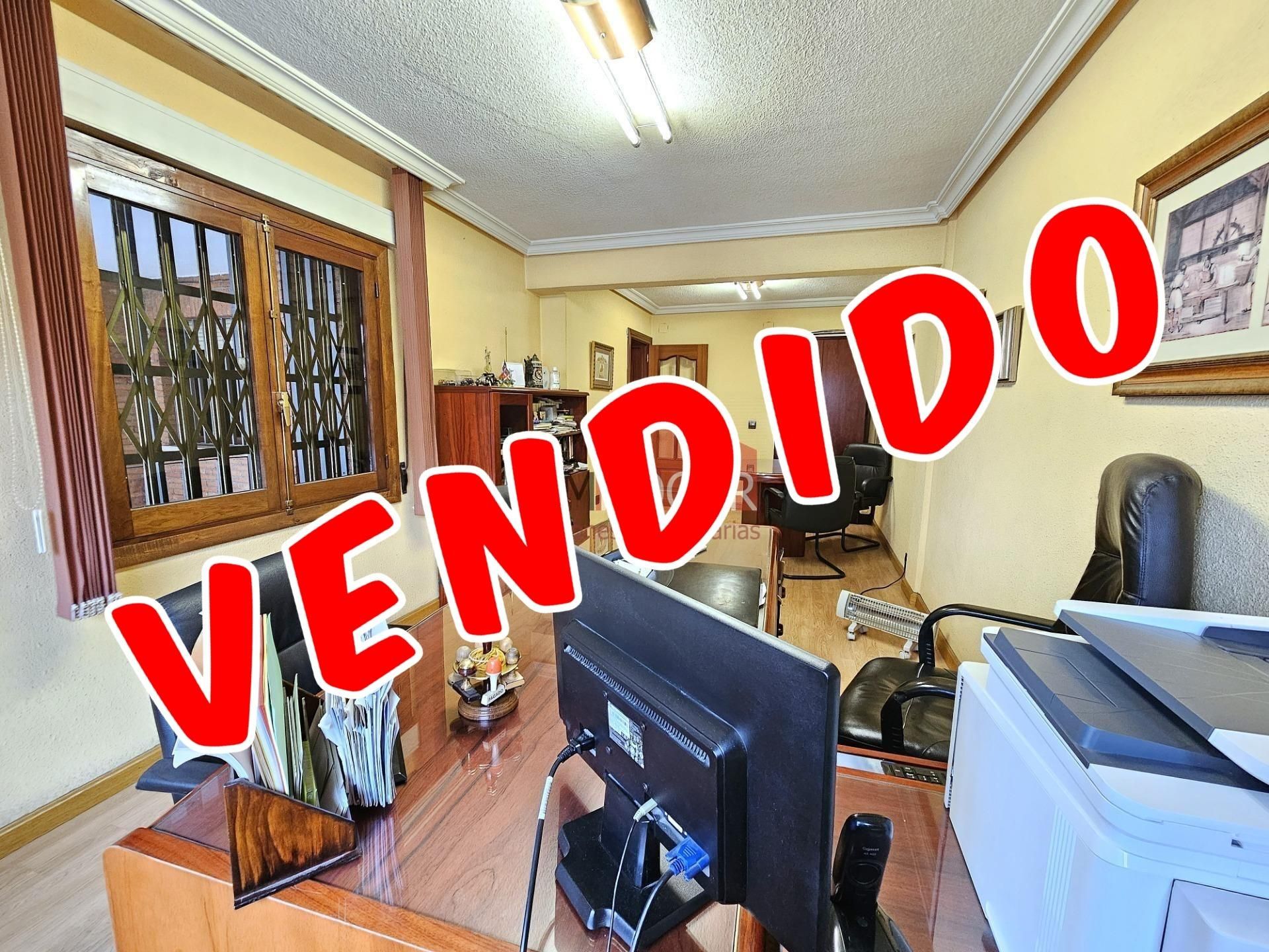 Planta baja for sale in Ávila Capital  with Heating
