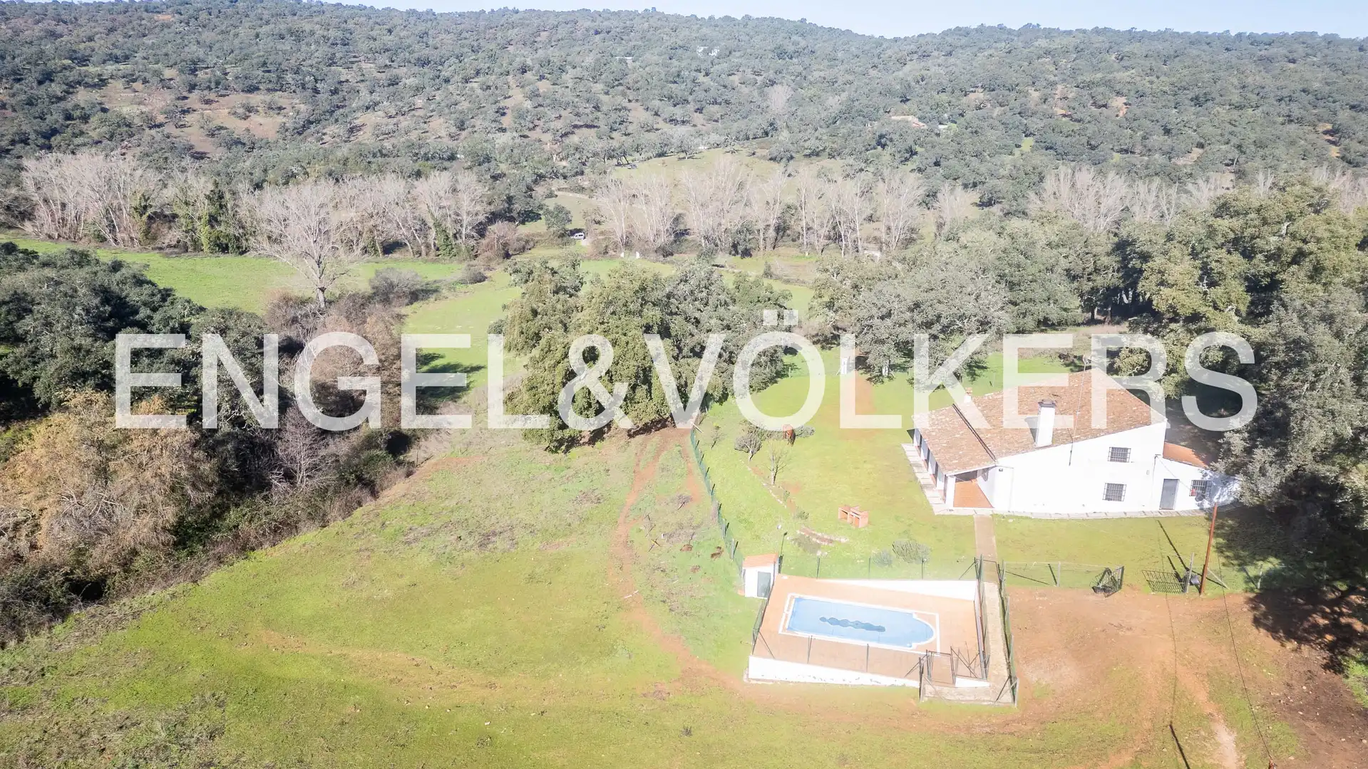 Casa o chalet en venta en Cortegana con Calefacción, Jardín privado y Trastero