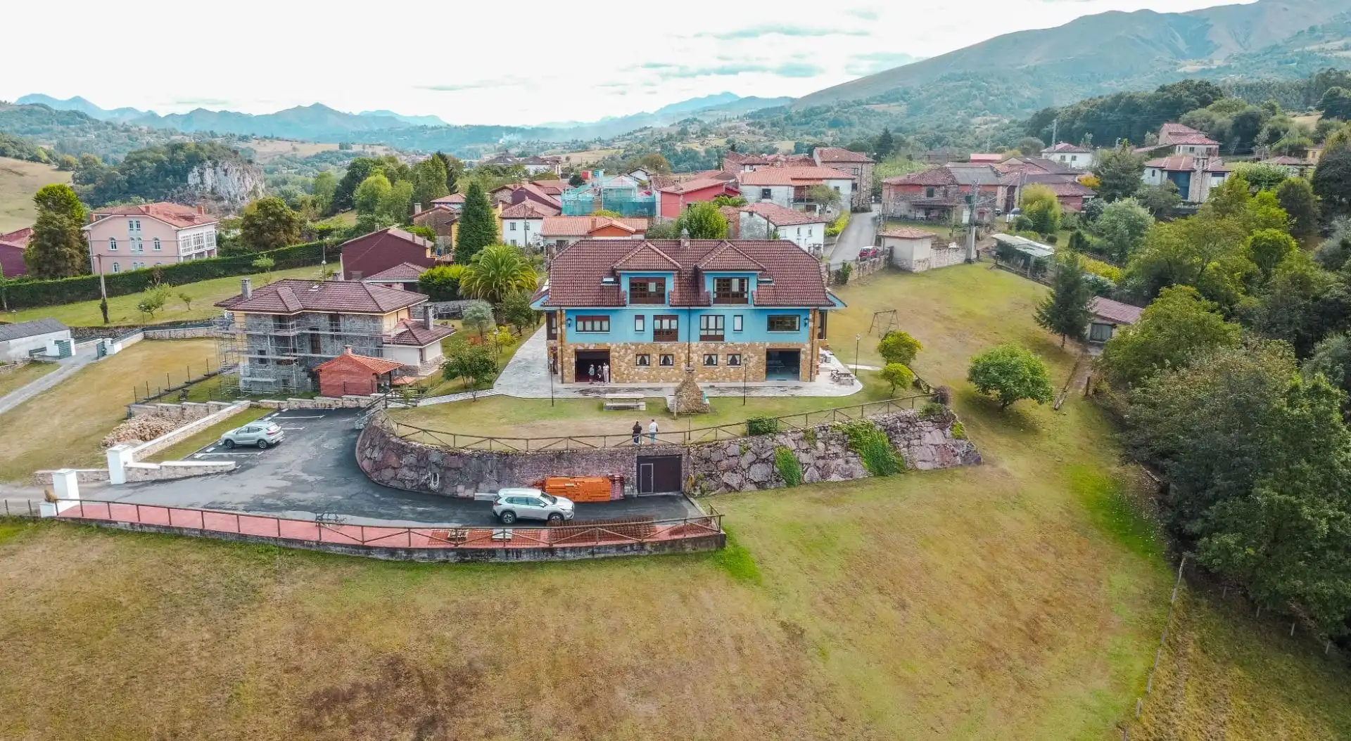 Vista exterior de Casa o chalet en venta en Piloña con Calefacción, Jardín privado y Parquet