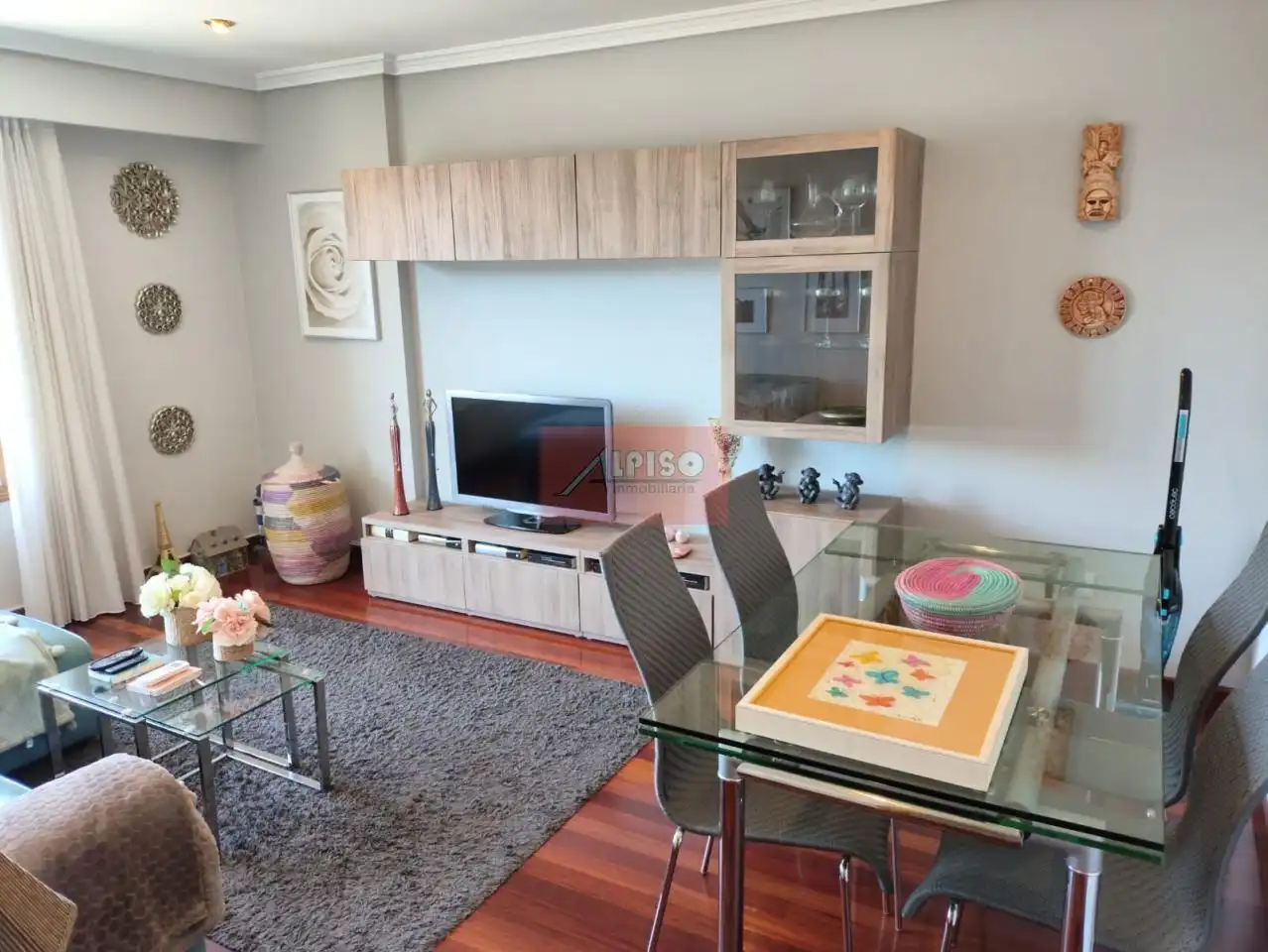 Living room of Duplexes for rent in Ourense Capital   with Air Conditioner, Heating and Parquet flooring