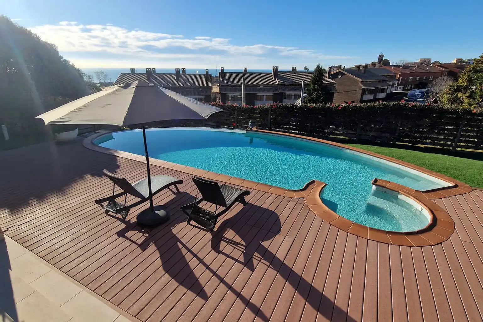Casa amb terrassa en venda a Carrer de Barcelona