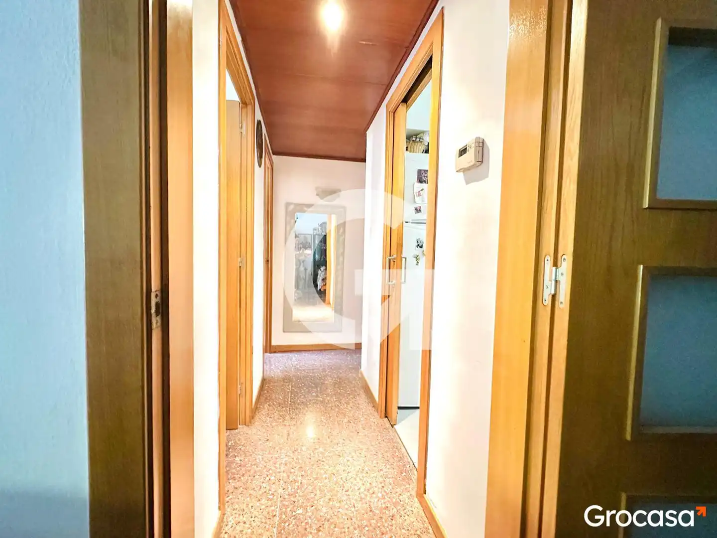 Flat for sale in Barcelona  with Air Conditioner, Heating and Oven