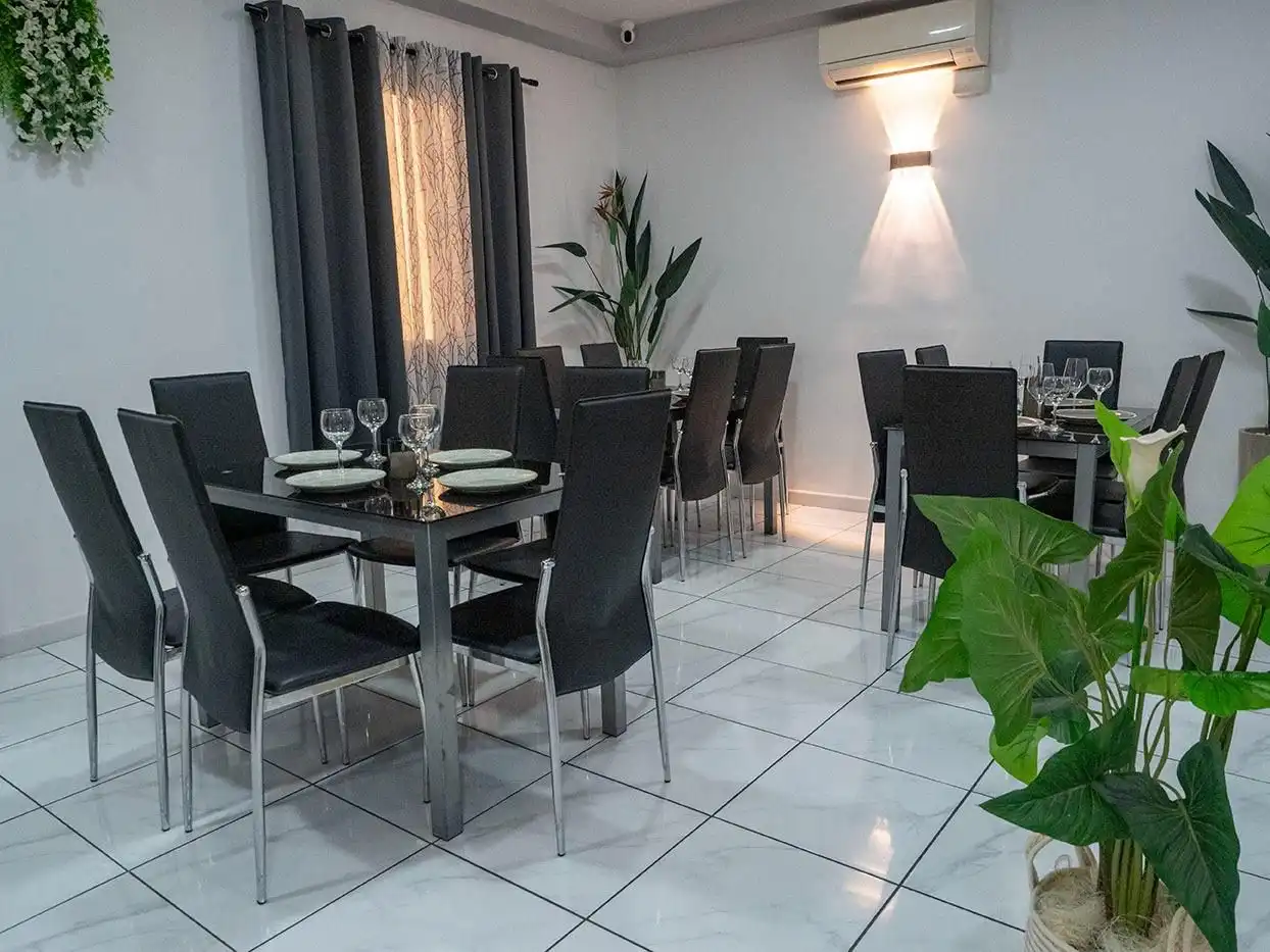 Business premises for transfer in Huerto Sogueros 5, imagen 3