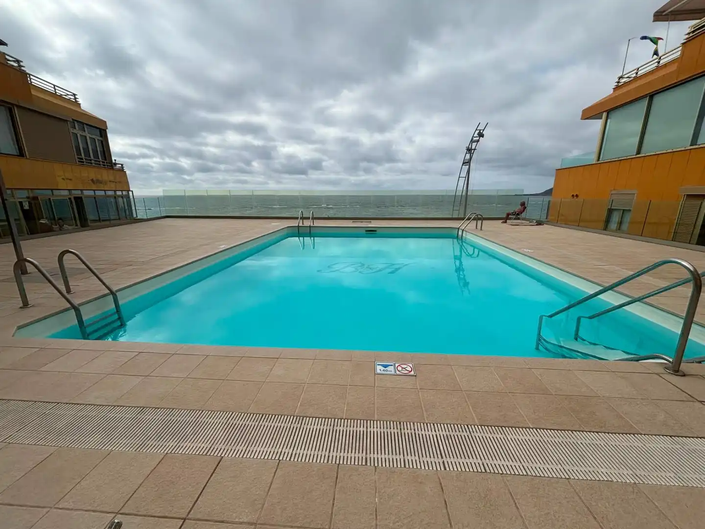 Piscina de Piso en venta en Las Palmas de Gran Canaria