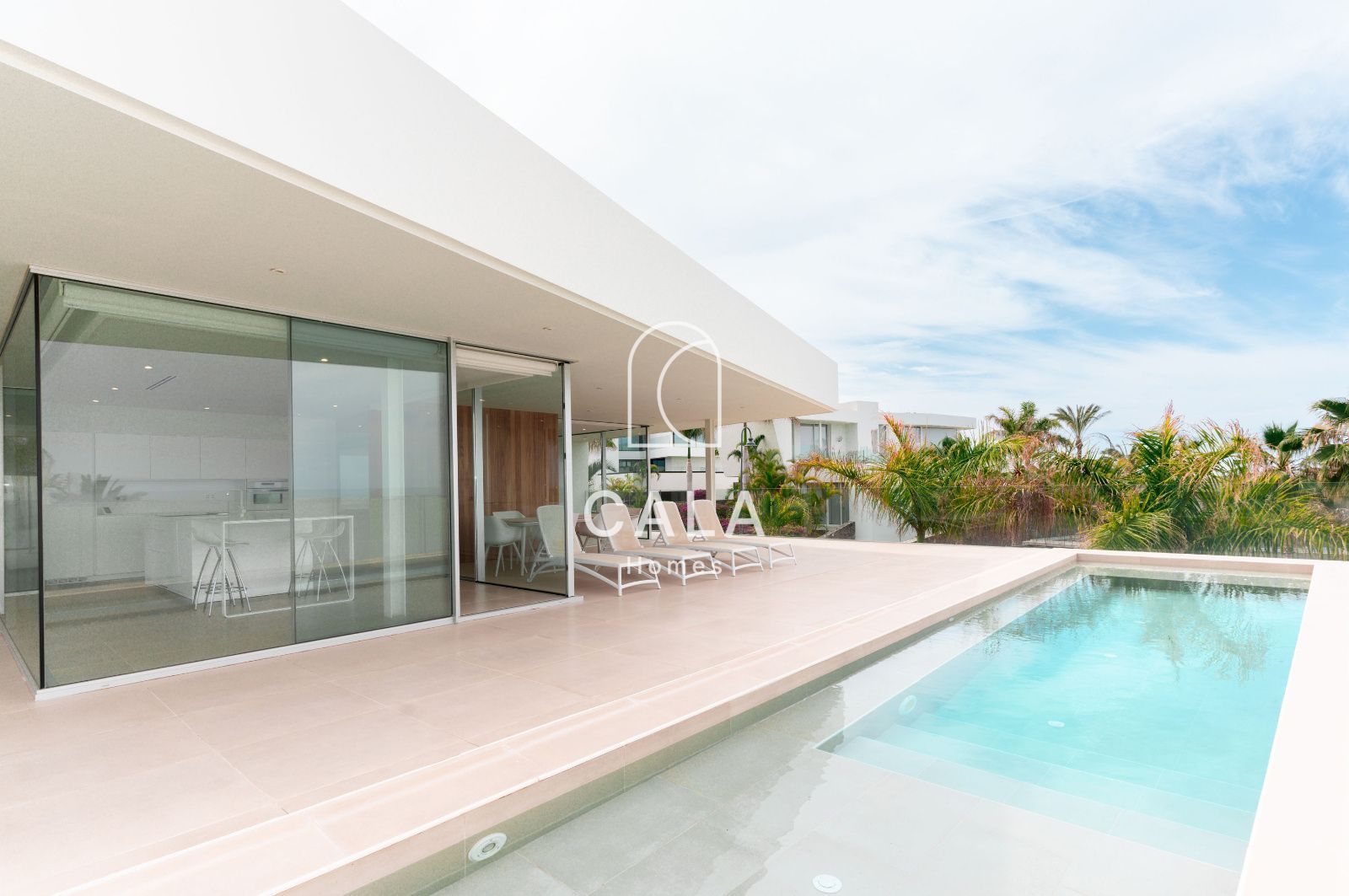Exterior view of House or chalet for sale in Guía de Isora  with Air Conditioner, Heating and Terrace