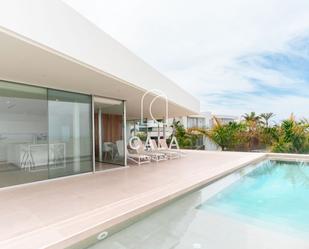 Exterior view of House or chalet for sale in Guía de Isora  with Air Conditioner, Heating and Terrace