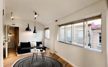 Sala d'estar de Apartament en venda en Vigo  amb Terrassa i Traster